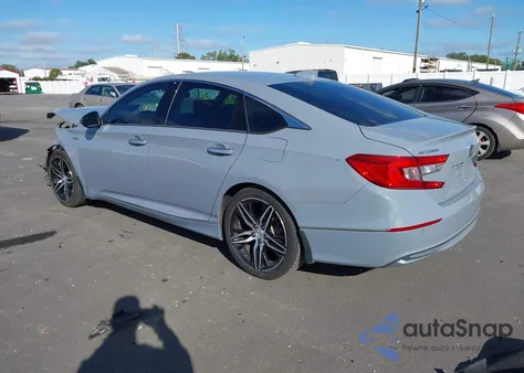 2021 Honda Accord Hybrid Touring z USA, uszkodzony, nr VIN 1HGCV3F91MA000046